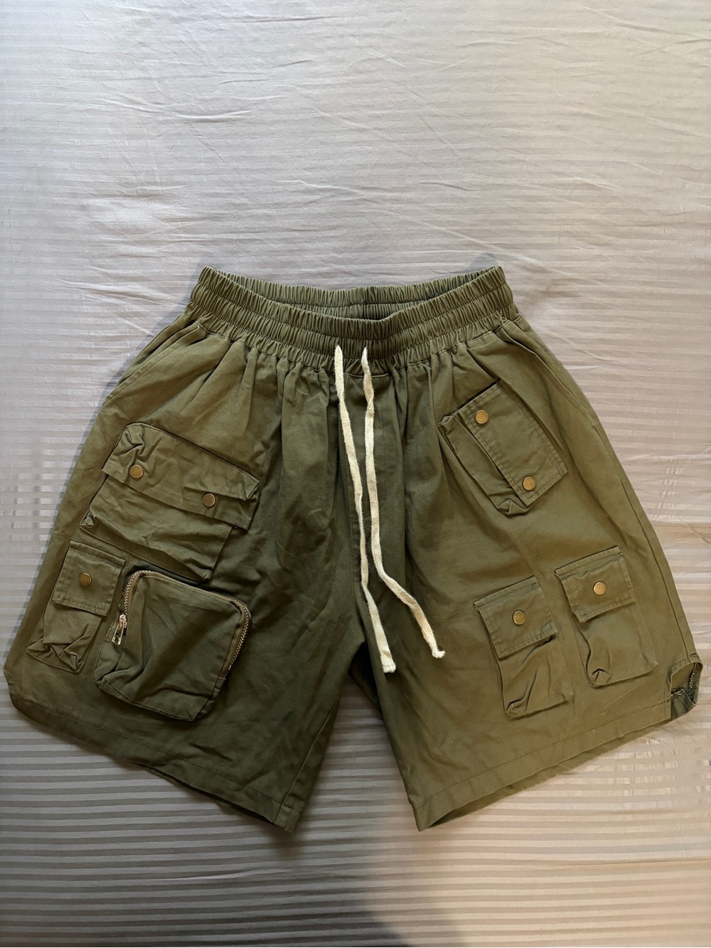 PacSun Olive Green Cargo Shorts with Pocket Details
